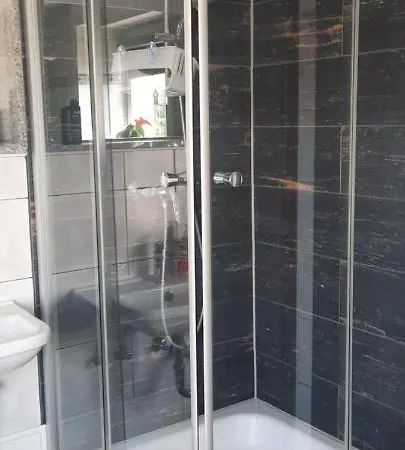 Apartamento Gaststaette Und Zur Schiene Merseburgo