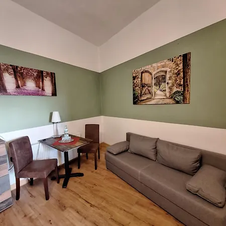 Apartamento Gaststaette Und Zur Schiene *