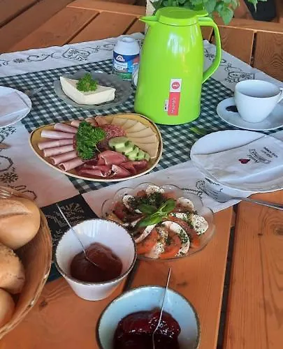 Gaststätte Und Zur Schiene Apartment Merseburg