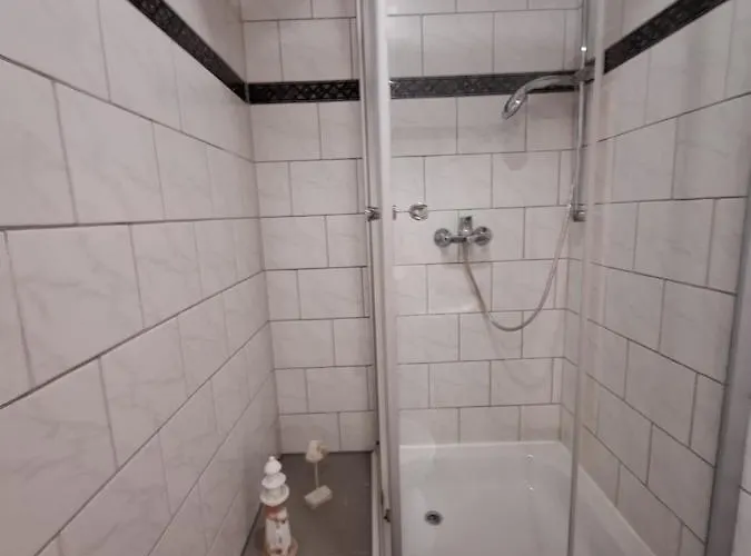 Gaststätte Und Zur Schiene Merseburg