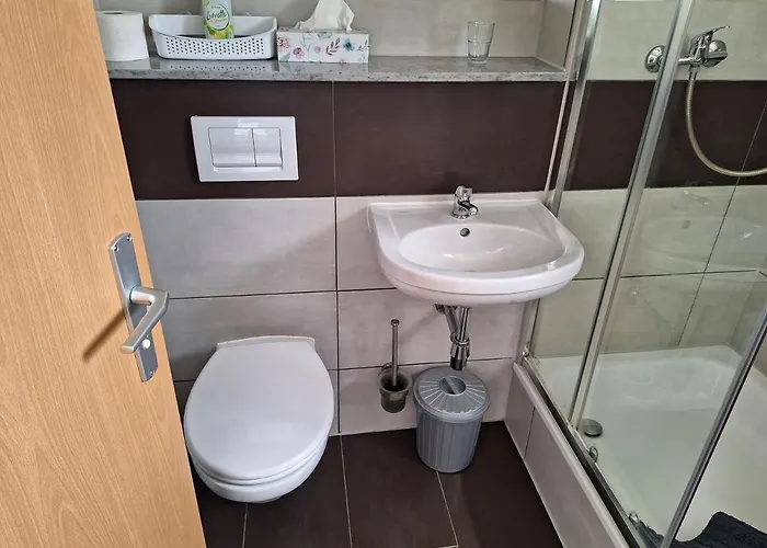 Gaststätte Und Zur Schiene * Merseburg